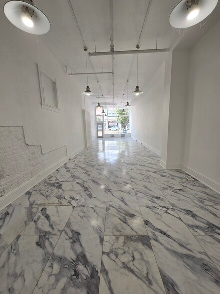 More Photos Of 900-924 W Broad St, Richmond Apartments For Lease