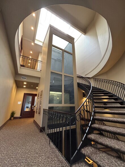 More Photos Of 1101 S Fawcett Ave, Tacoma Loft Creative Space For Lease