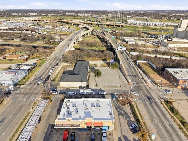 More Photos Of 1300 E Belknap St, Fort Worth Showroom For Sale