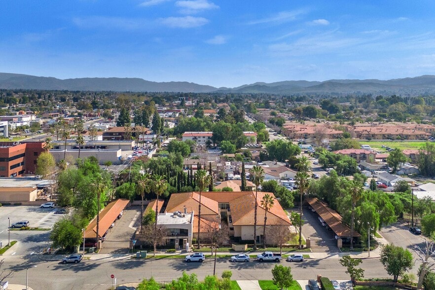Primary Photo Of 1850 Williams St, Simi Valley Apartments For Sale