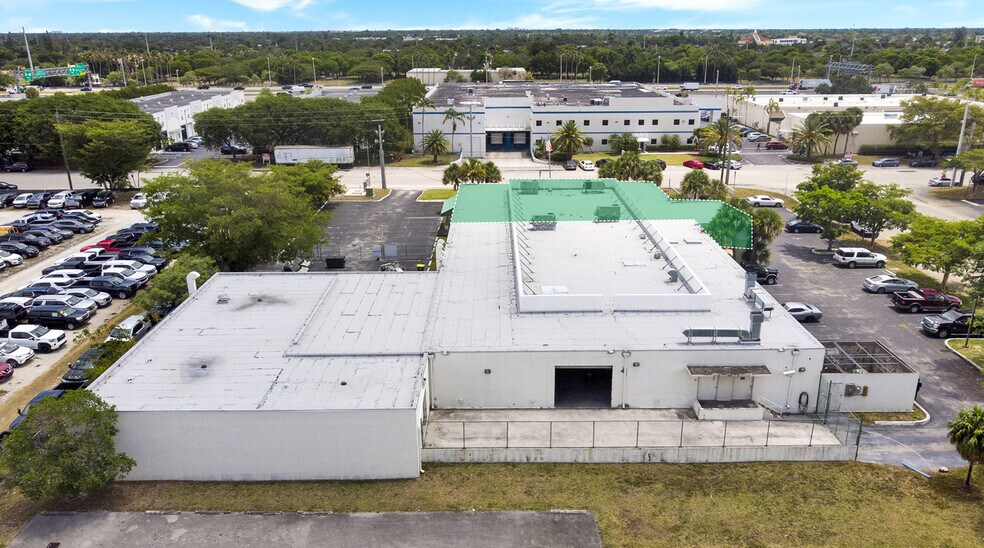 More Photos Of 14150 SW 119th Ave, Miami Manufacturing For Lease