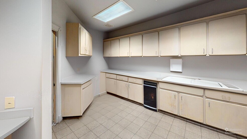 More Photos Of 435 W Plumb Ln, Reno Office For Sale