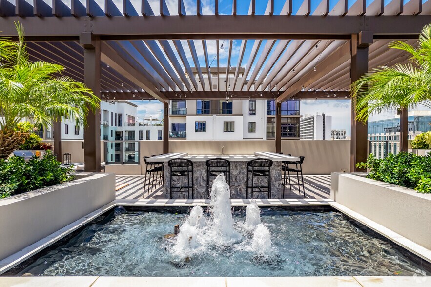 More Photos Of 334 2nd Ave S, Saint Petersburg Apartments For Lease