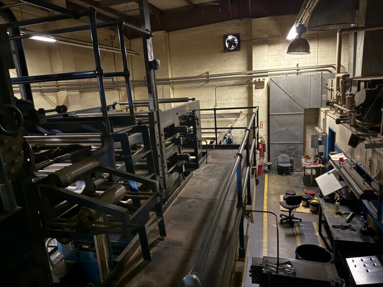 More Photos Of 19 Baltimore St, Cumberland Specialty For Sale