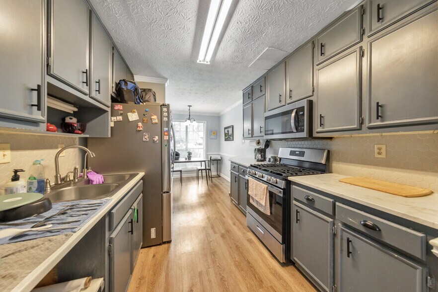 More Photos Of 2814 Briar Hill Ln SE, Conyers Multifamily For Sale