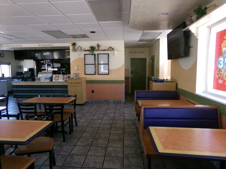 More Photos Of 104 N Main St, Lyman Fast Food For Sale