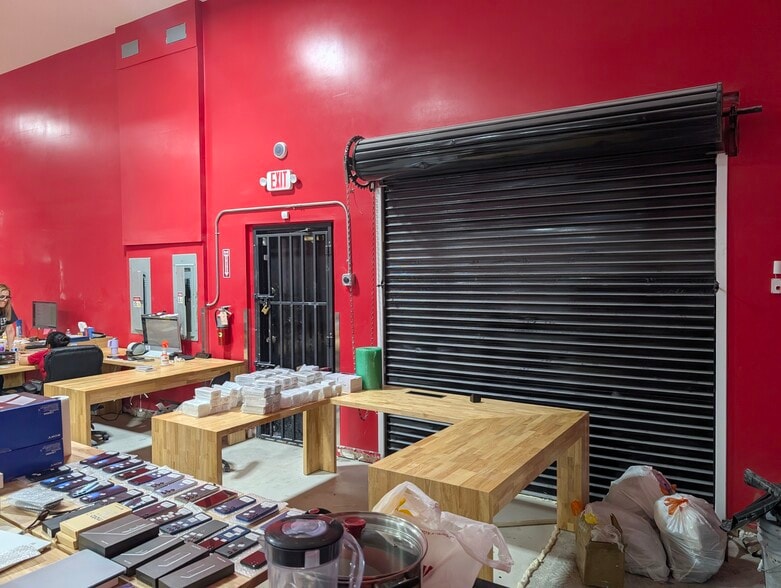 More Photos Of 1703 E Charleston Blvd, Las Vegas Freestanding For Sale