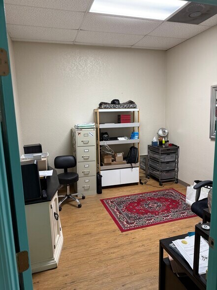 More Photos Of 1500 FM 2673, Canyon Lake Storefront Retail Office For Lease