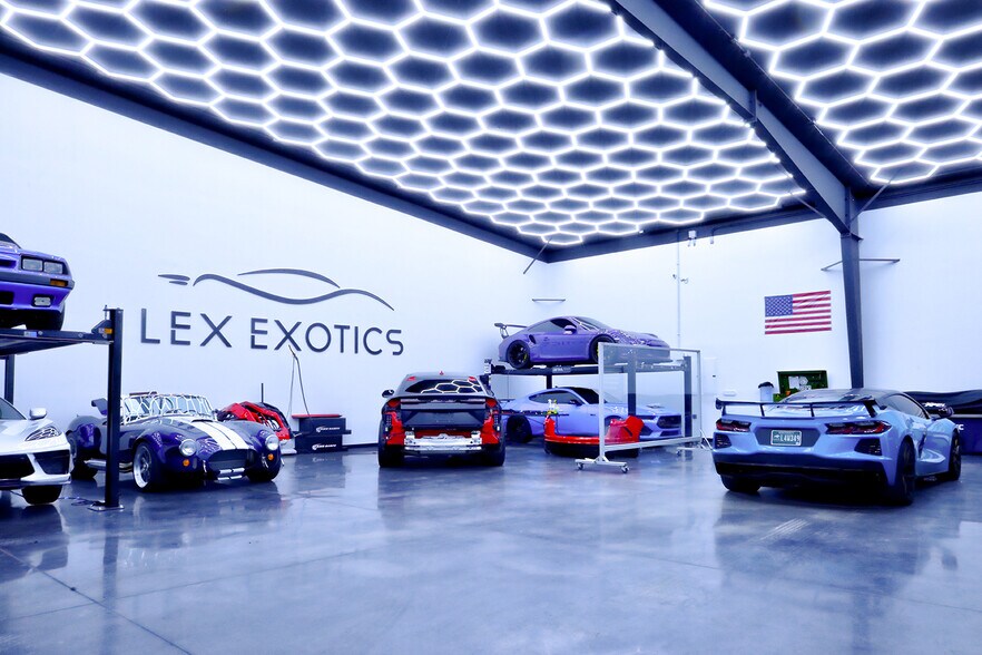 More Photos Of 160 Zakk Ct, Nicholasville Showroom For Sale