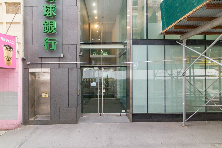 More Photos Of 8 Catherine St, New York Loft Creative Space For Sale