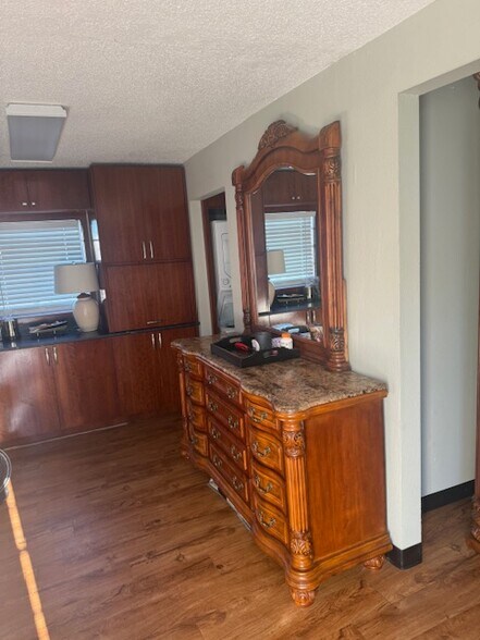 More Photos Of 136 Butler Ln, Hot Springs General Retail For Sale