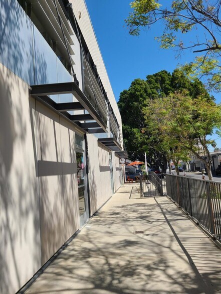 More Photos Of 14539-14547 Erwin St, Van Nuys Loft Creative Space For Lease