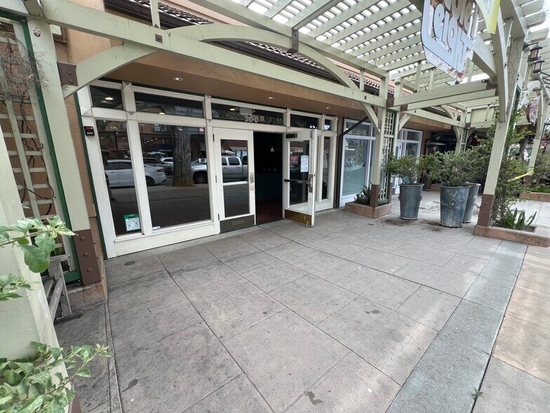 More Photos Of 310 Main St, Pleasanton Restaurant For Lease