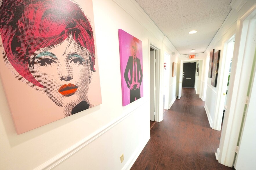 More Photos Of 1995 E Oakland Park Blvd, Fort Lauderdale Loft Creative Space For Lease
