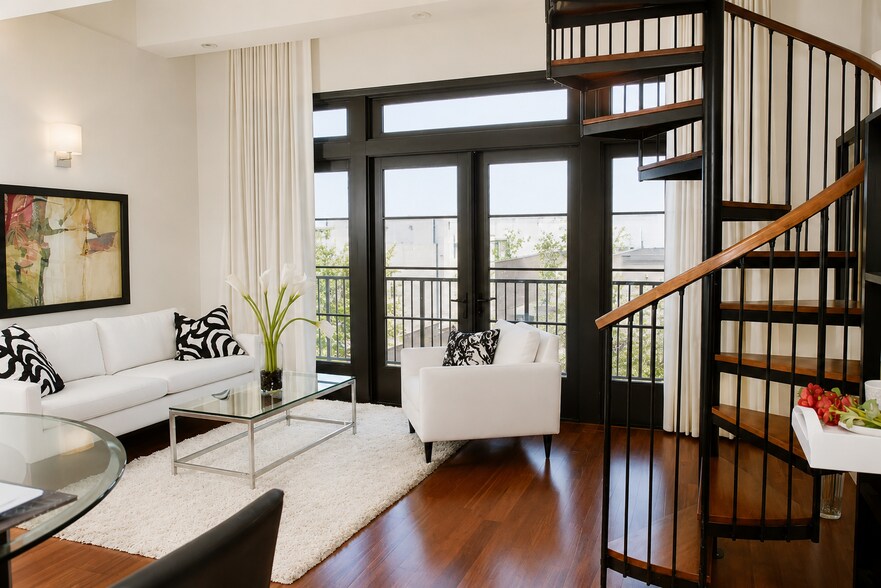 More Photos Of 1024 2nd St, Sacramento Apartments For Sale