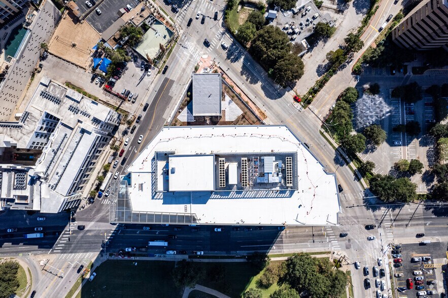 More Photos Of 401 S 1st St, Austin Office For Lease