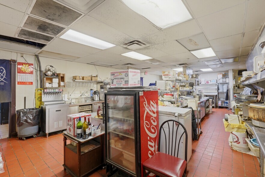 More Photos Of 72 N 850 E, Lehi Restaurant For Sale