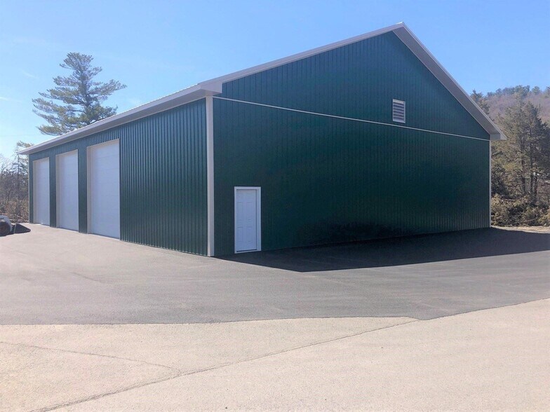 More Photos Of 13388 Route 9W, Hannacroix Distribution For Lease