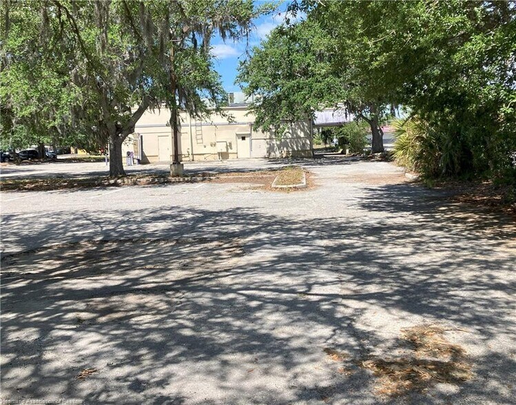 More Photos Of 939 S 6th Ave S, Wauchula General Retail For Sale