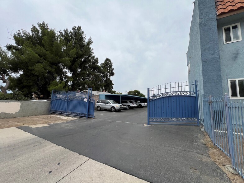 More Photos Of 1525 E Lynwood Dr, San Bernardino Apartments For Sale