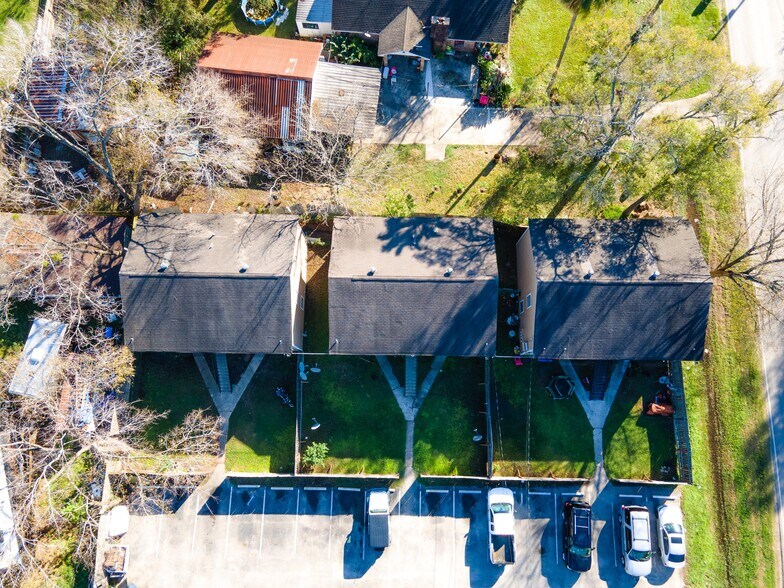 Primary Photo Of 14500 Corpus Christi St, Houston Apartments For Sale