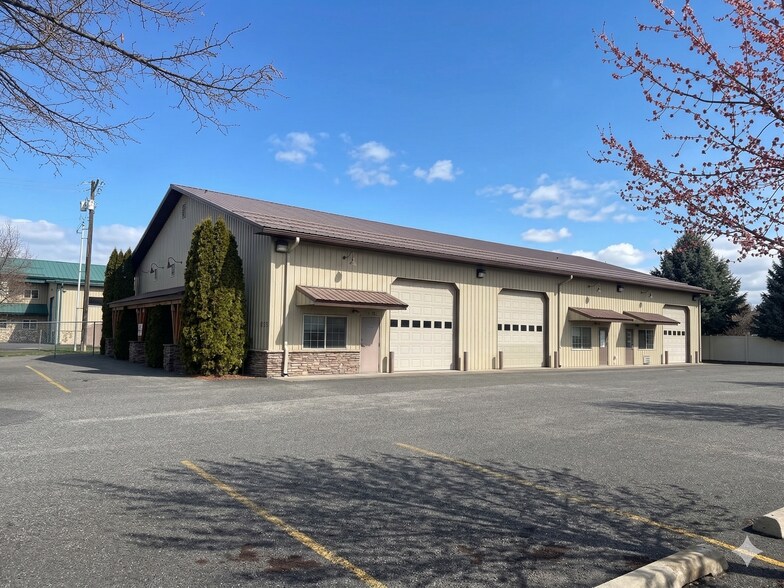 More Photos Of 1605 E Lyons Ave, Spokane Flex For Sale