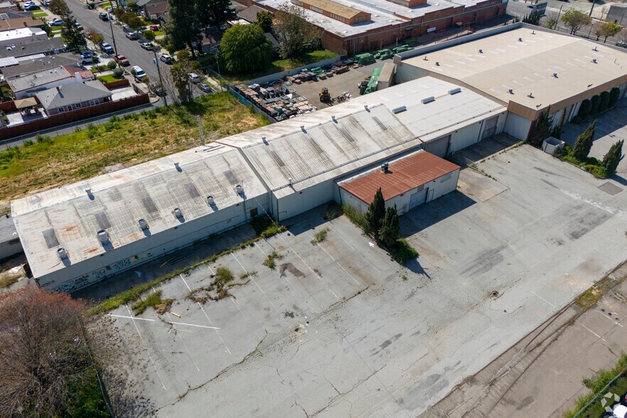 More Photos Of 190 Keyes St, San Jose Warehouse For Sale