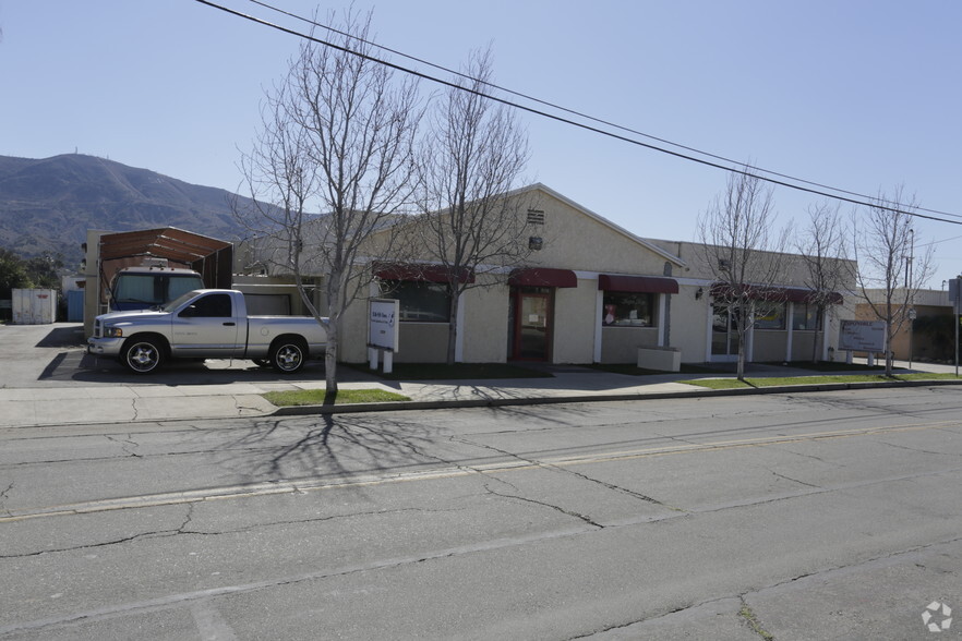 Primary Photo Of 1320 E Main St, Santa Paula Warehouse For Lease