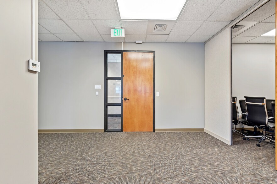 More Photos Of 2323 S Vista Ave, Boise Office For Lease