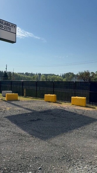 Primary Photo Of 7702 NE 219th St, Battle Ground Office For Lease