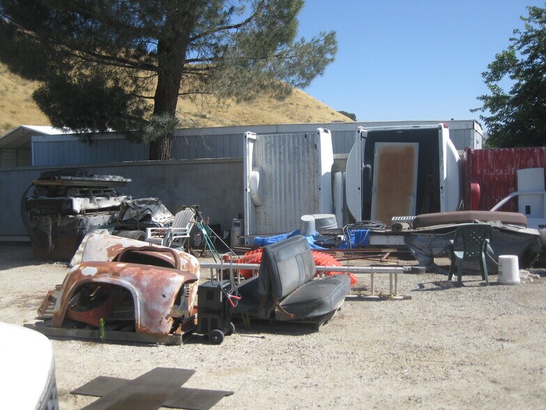 More Photos Of 17035 Sierra Hwy, Canyon Country Land For Sale