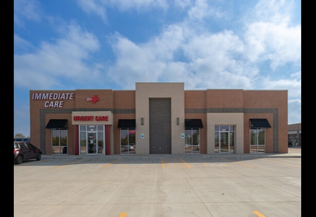 More Photos Of 4301 N Sara Rd, Yukon Freestanding For Lease