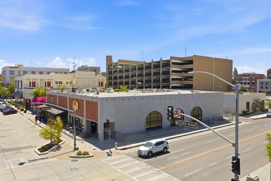 More Photos Of 1623-1633 19th St, Bakersfield Freestanding For Lease