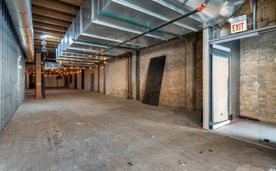 More Photos Of 223 W Lake St, Chicago Apartments For Lease