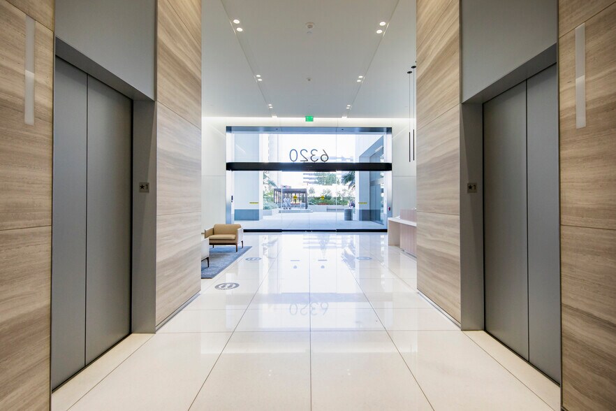 More Photos Of 6300 Canoga Ave, Woodland Hills Unknown For Lease