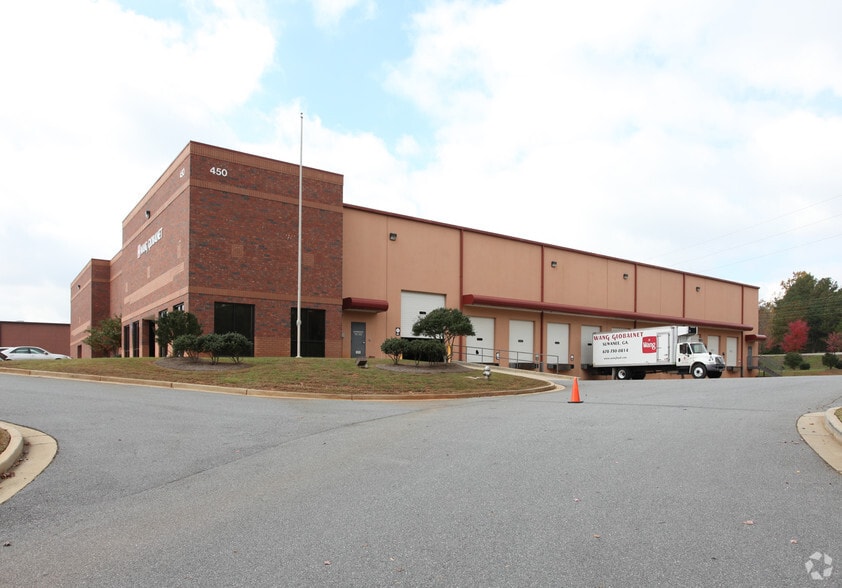 Primary Photo Of 702 Old Peachtree Rd NW, Suwanee Warehouse For Lease