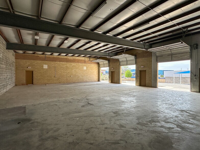 More Photos Of 801 Pendale Rd, El Paso Distribution For Sale