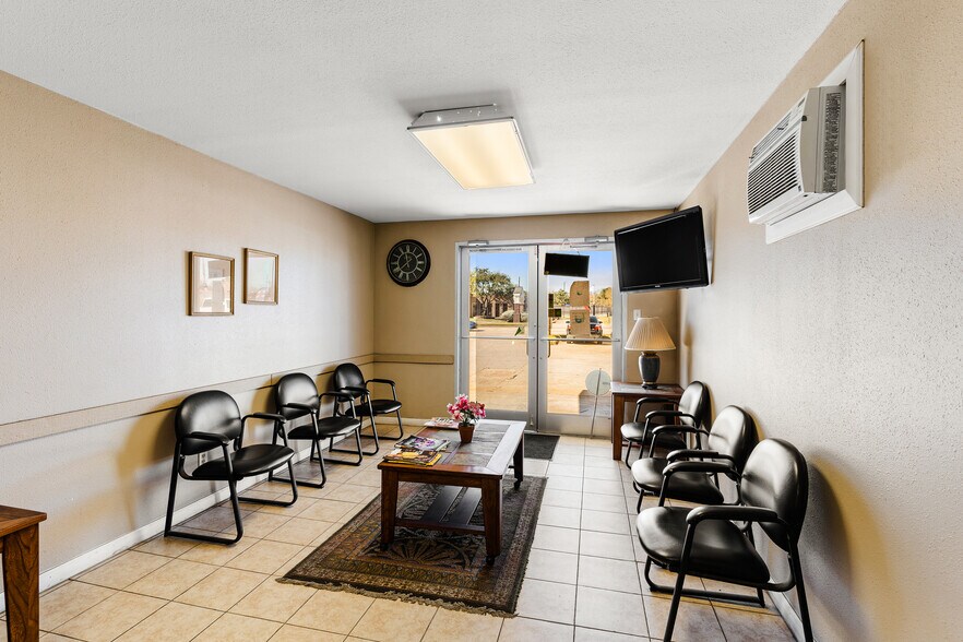 More Photos Of 2116 Fry Rd, Houston Auto Repair For Lease