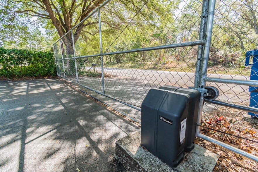 More Photos Of 4407 Millwood Rd, Spring Hill Assisted Living For Sale