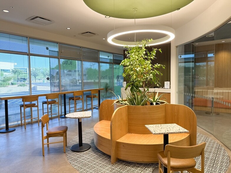 More Photos Of 4750 S 44th Pl, Phoenix Research And Development For Lease