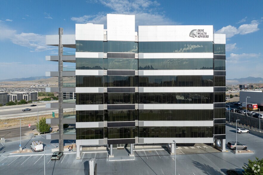 More Photos Of 3333 N Digital Dr, Lehi Office For Sale