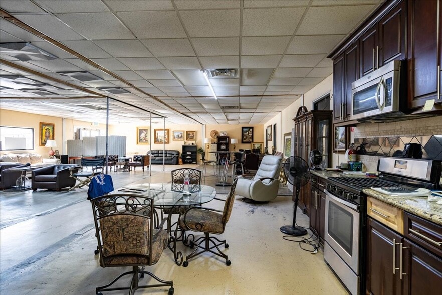 More Photos Of 12969 W Hardy Rd, Houston Warehouse For Sale
