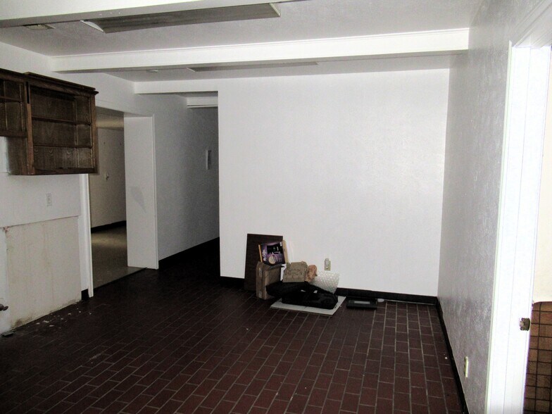 More Photos Of 4527 Stonewall St, Greenville Medical For Sale