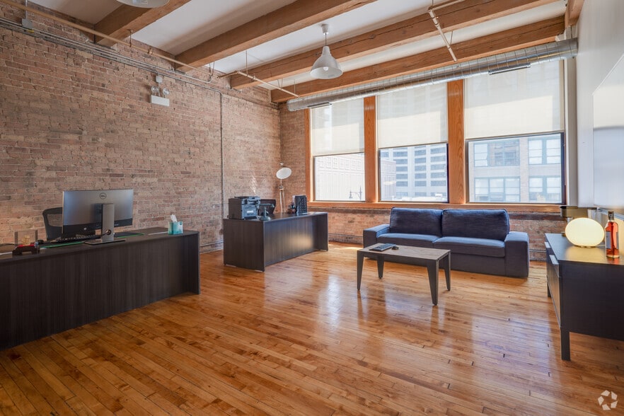 More Photos Of 1132 S Wabash Ave, Chicago Loft Creative Space For Lease