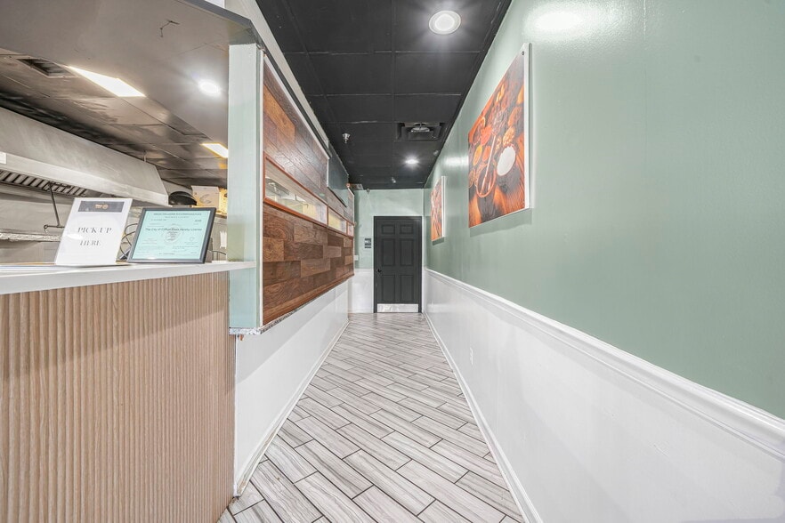 More Photos Of 72-76 Market St, Clifton Restaurant For Sale