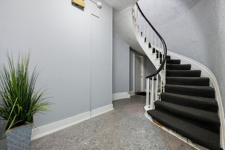 More Photos Of 72 3rd St, Bangor Apartments For Sale