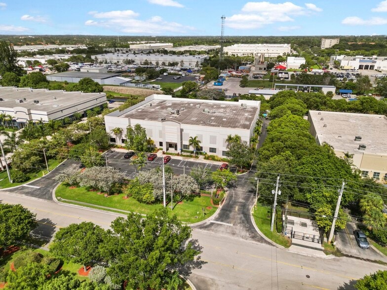 More Photos Of 4201 NW 124th Ave, Coral Springs Warehouse For Lease