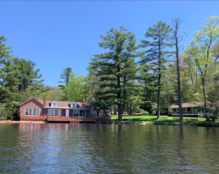 Primary Photo Of 238 Lakeview Drive Rd, Highland Lake Specialty For Sale