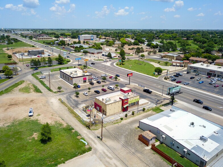 More Photos Of 3916 N Prince St, Clovis Fast Food For Lease