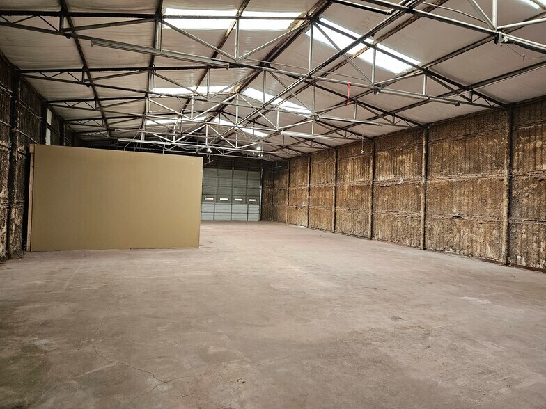 More Photos Of 757 S Treadaway Blvd, Abilene Distribution For Lease